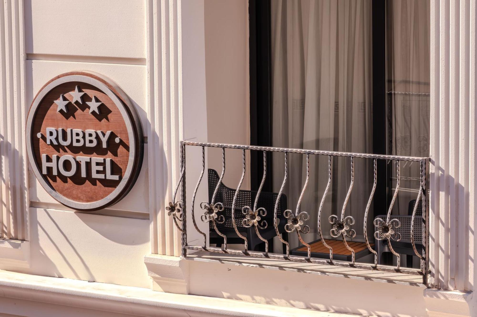 Rubby Hotel Kadikoey Istanbul Exterior foto